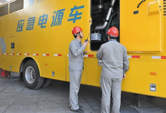 天桥如何清理被灰尘覆盖的机油散热器？